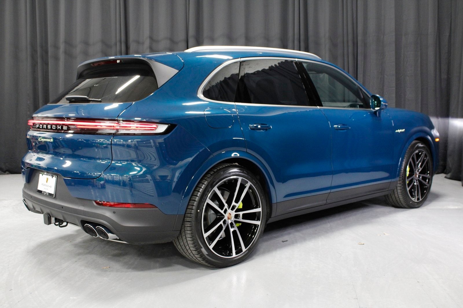 2026 Porsche Cayenne E-Hybrid S