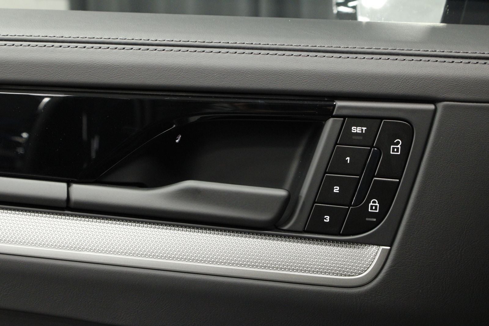 2026 Porsche Cayenne Cayenne S E-Hybrid