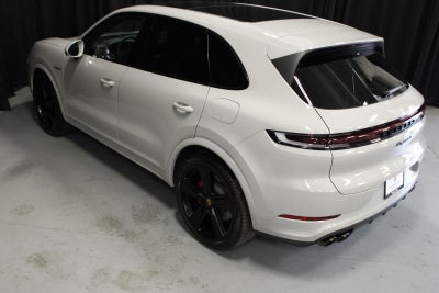 2026 Porsche Cayenne S E-Hybrid