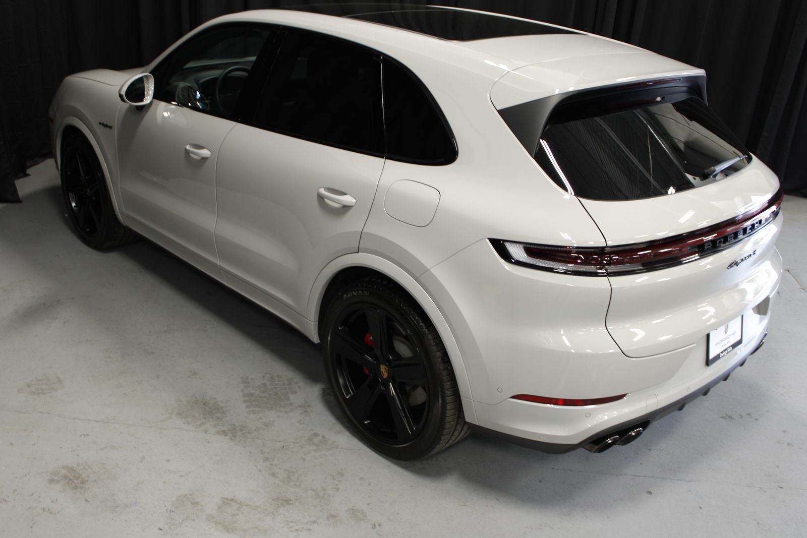2026 Porsche Cayenne S E-Hybrid