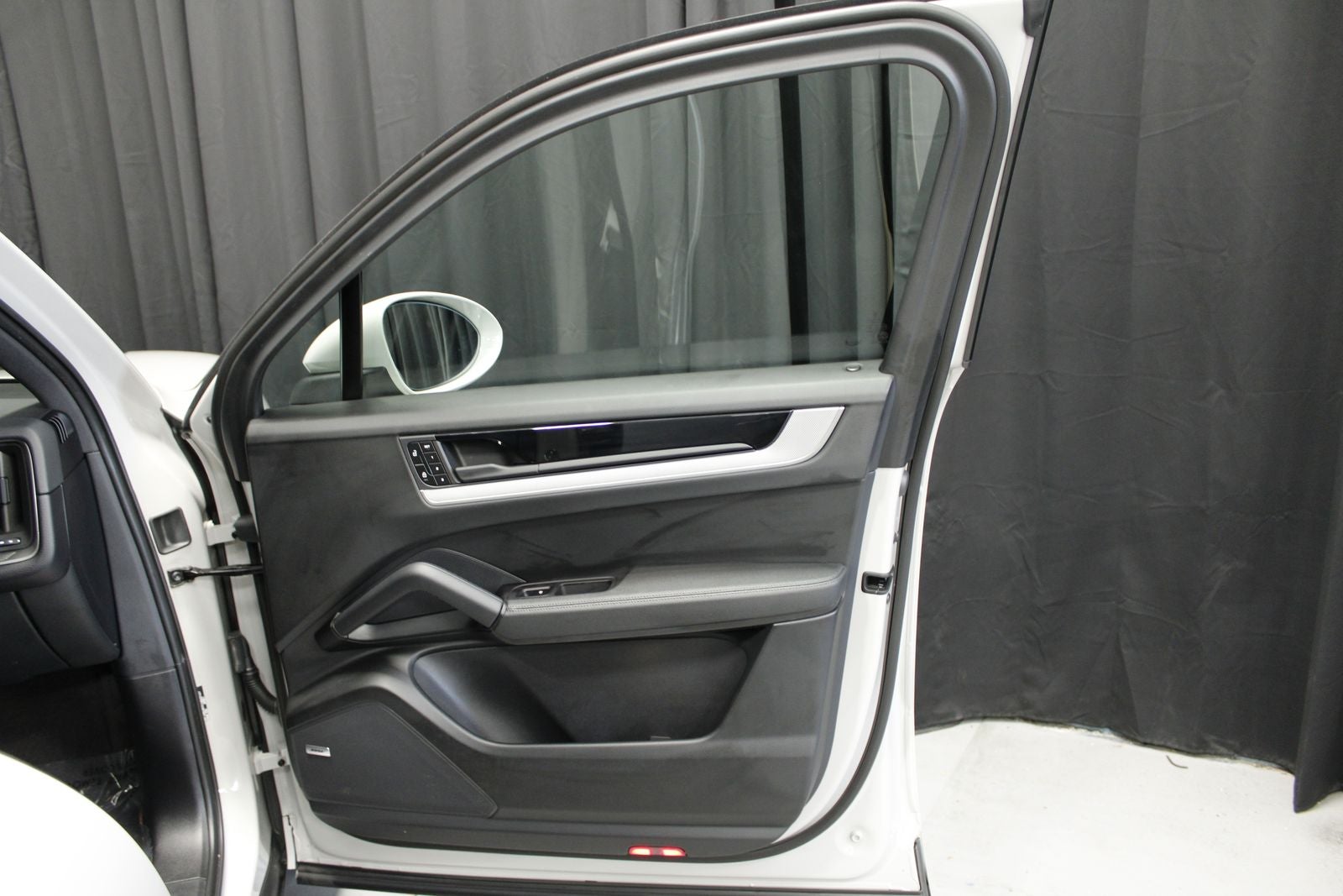 2026 Porsche Cayenne S E-Hybrid