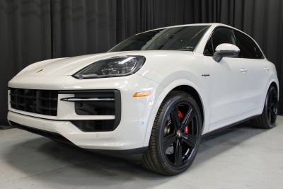 2026 Porsche Cayenne S E-Hybrid