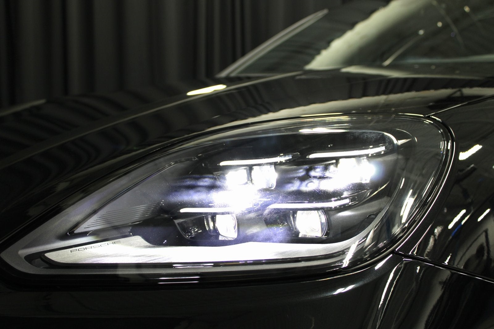 2026 Porsche Cayenne E-Hybrid Coupe Base