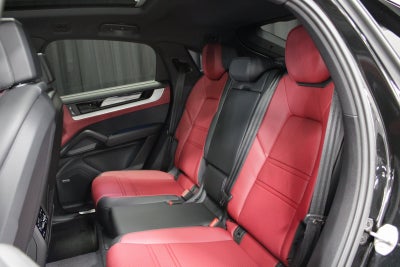 2026 Porsche Cayenne E-Hybrid Coupe Base