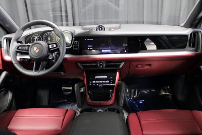 2026 Porsche Cayenne E-Hybrid Coupe Base