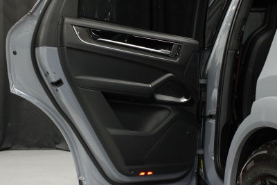 2025 Porsche Cayenne GTS Coupe