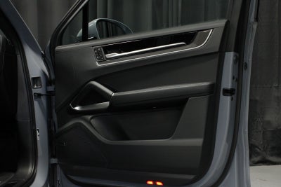 2025 Porsche Cayenne GTS Coupe