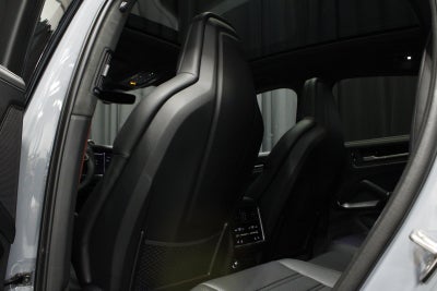 2025 Porsche Cayenne GTS Coupe