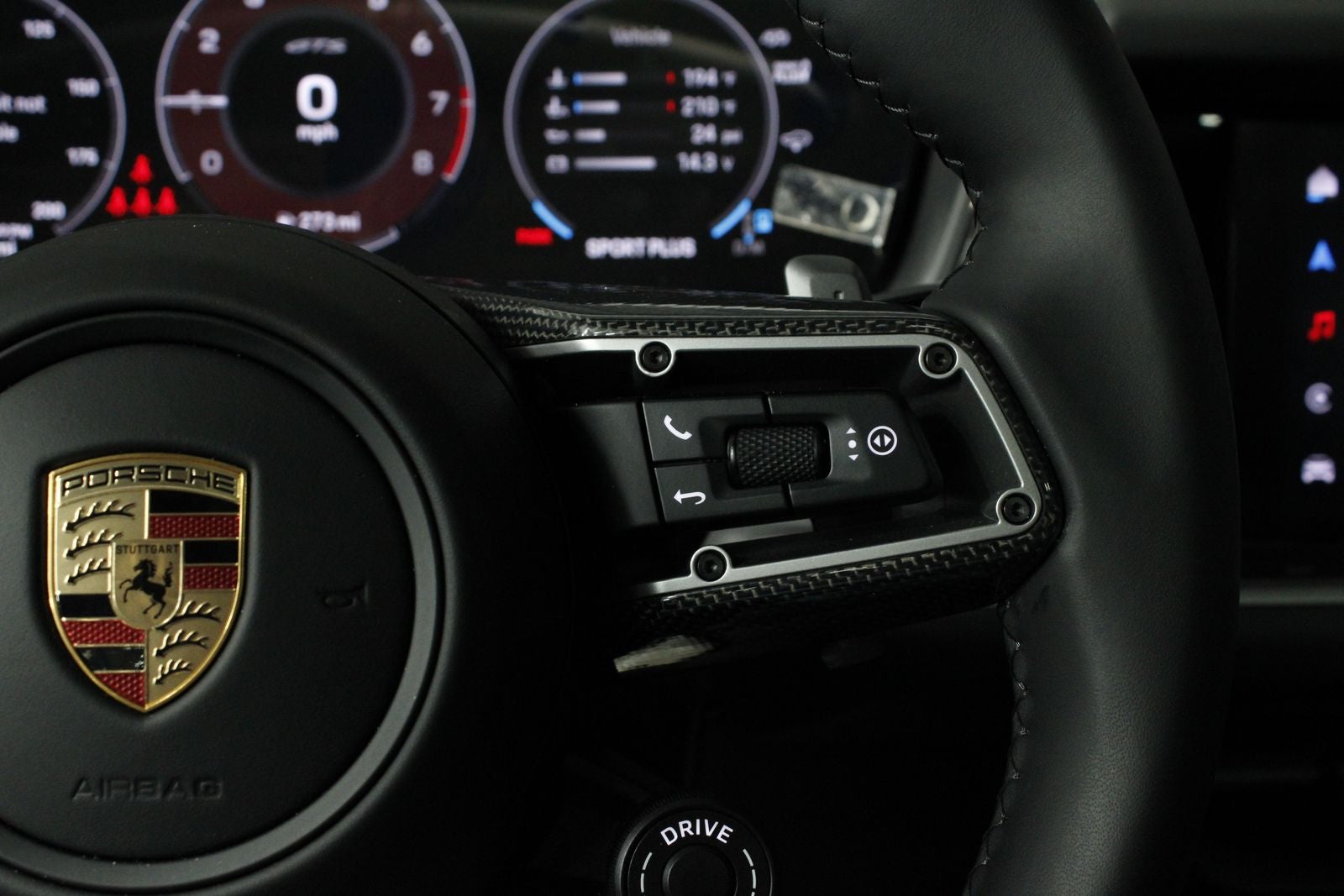 2025 Porsche Cayenne GTS Coupe