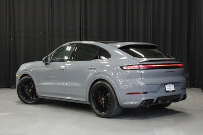 2025 Porsche Cayenne GTS Coupe