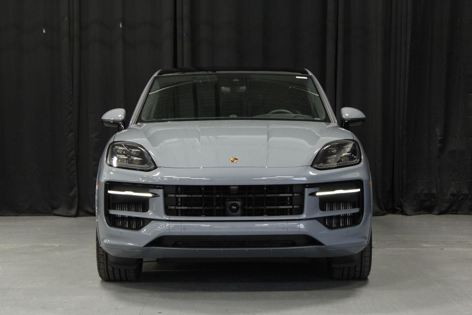 2025 Porsche Cayenne GTS Coupe