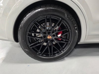 2026 Porsche Cayenne Coupe GTS