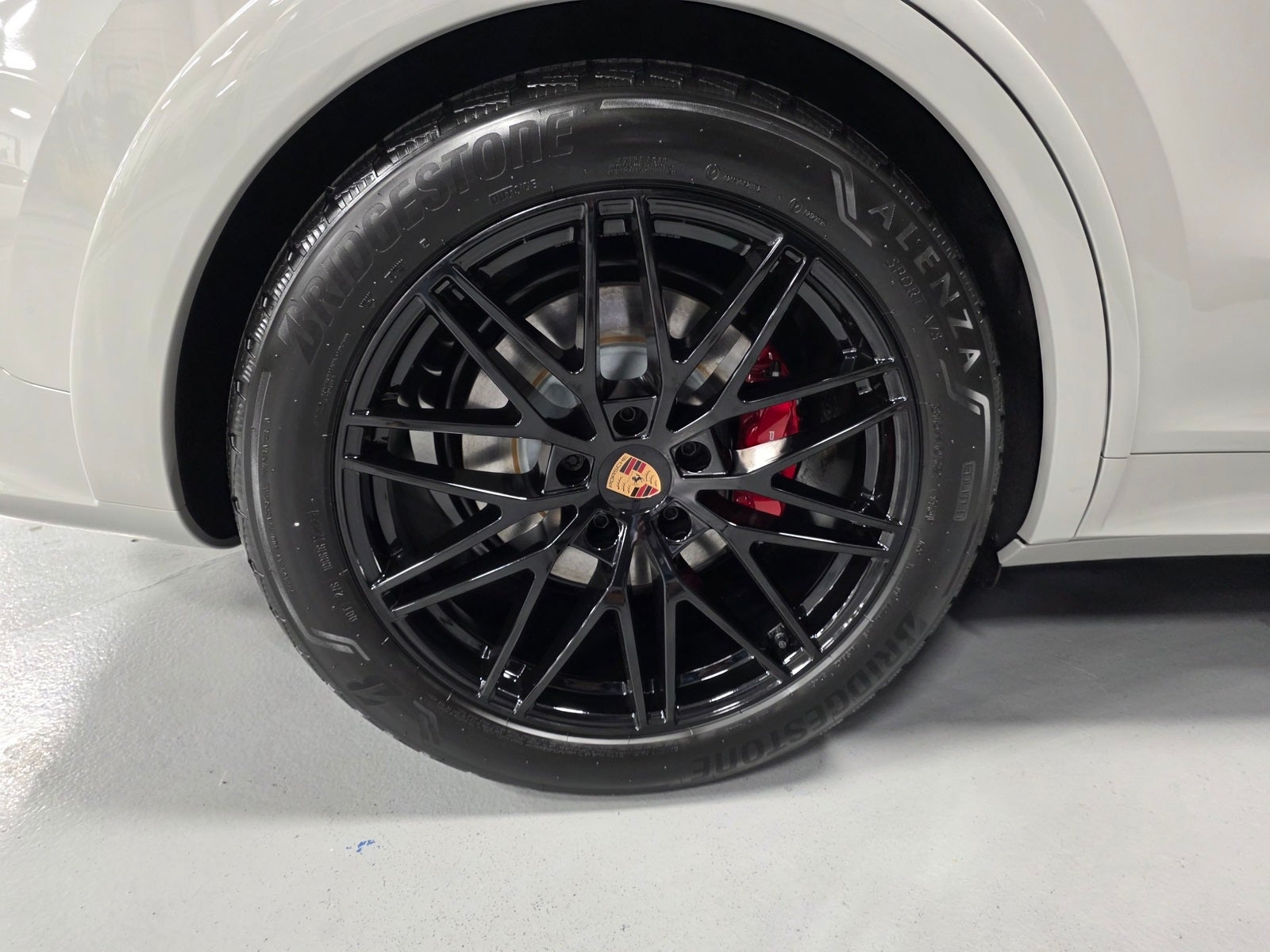 2026 Porsche Cayenne Coupe GTS