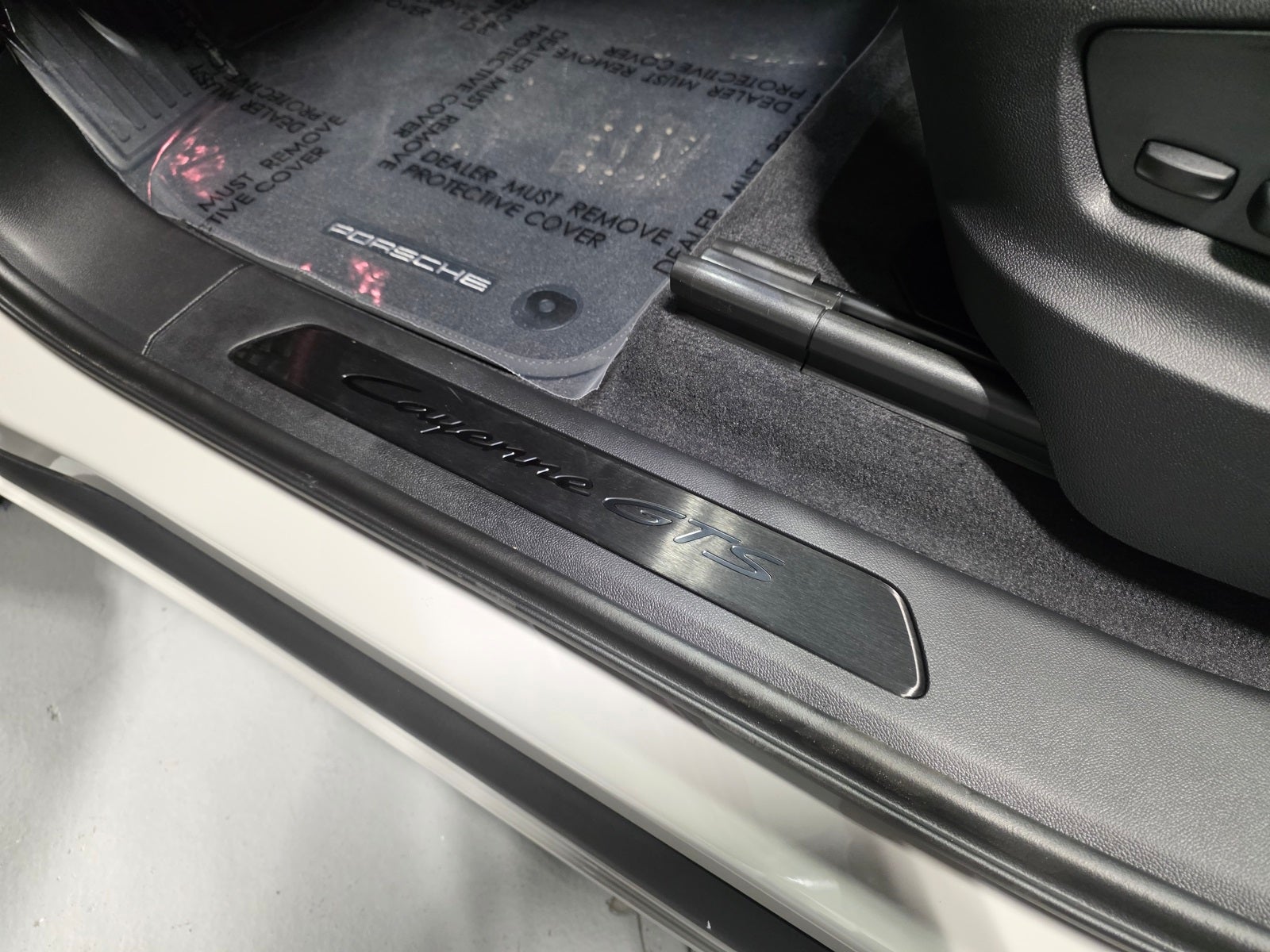 2026 Porsche Cayenne Coupe GTS