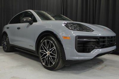 2025 Porsche Cayenne Coupe GTS