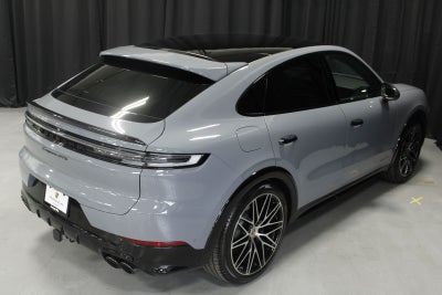 2025 Porsche Cayenne Coupe GTS