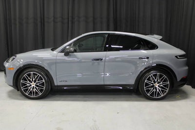 2025 Porsche Cayenne Coupe GTS
