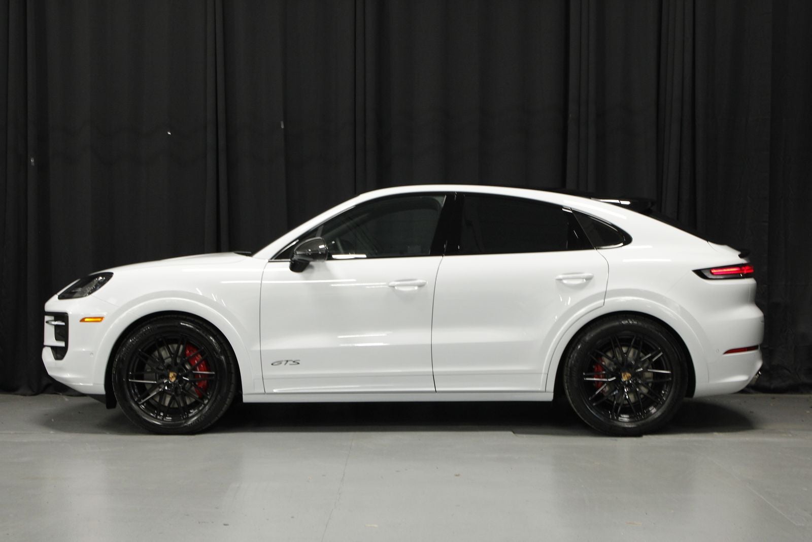 2026 Porsche Cayenne Cayenne GTS Coupe