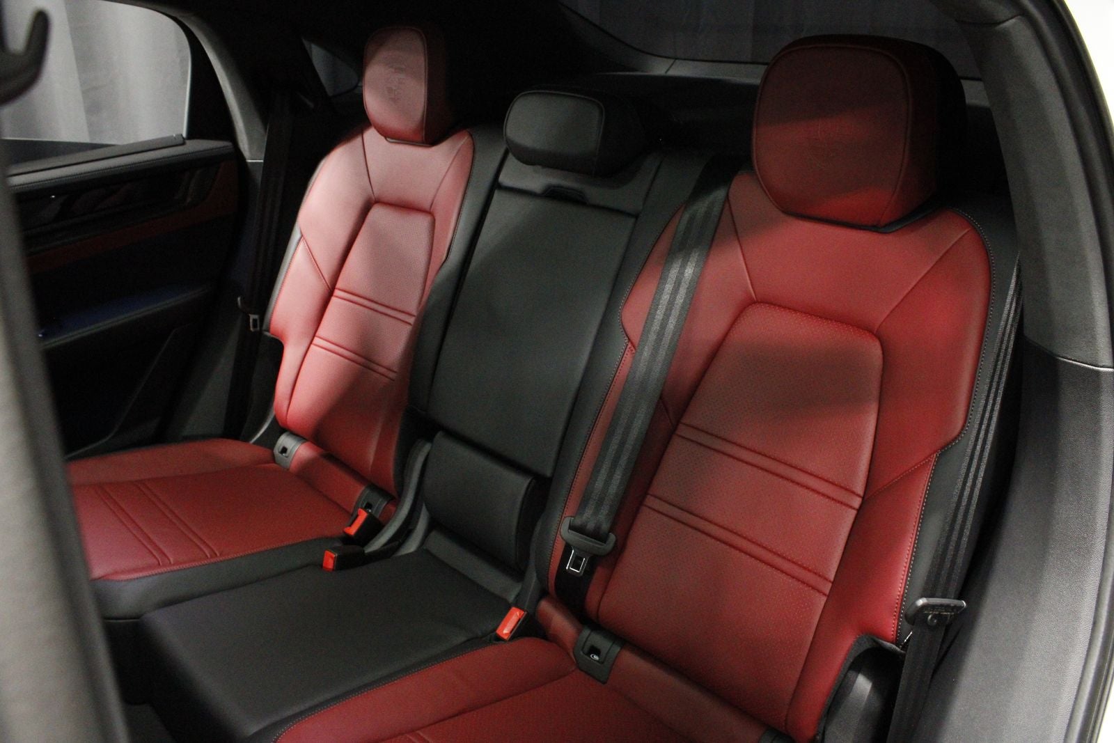 2026 Porsche Cayenne Cayenne GTS Coupe
