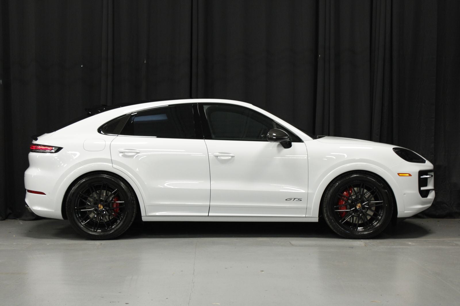 2026 Porsche Cayenne Cayenne GTS Coupe