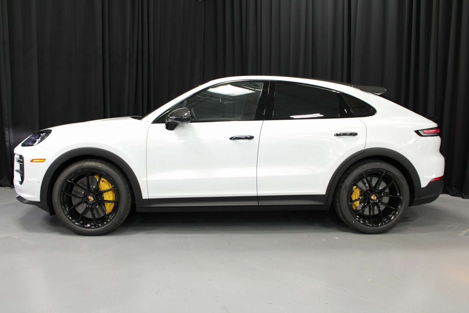 2025 Porsche Cayenne Coupe Turbo GT