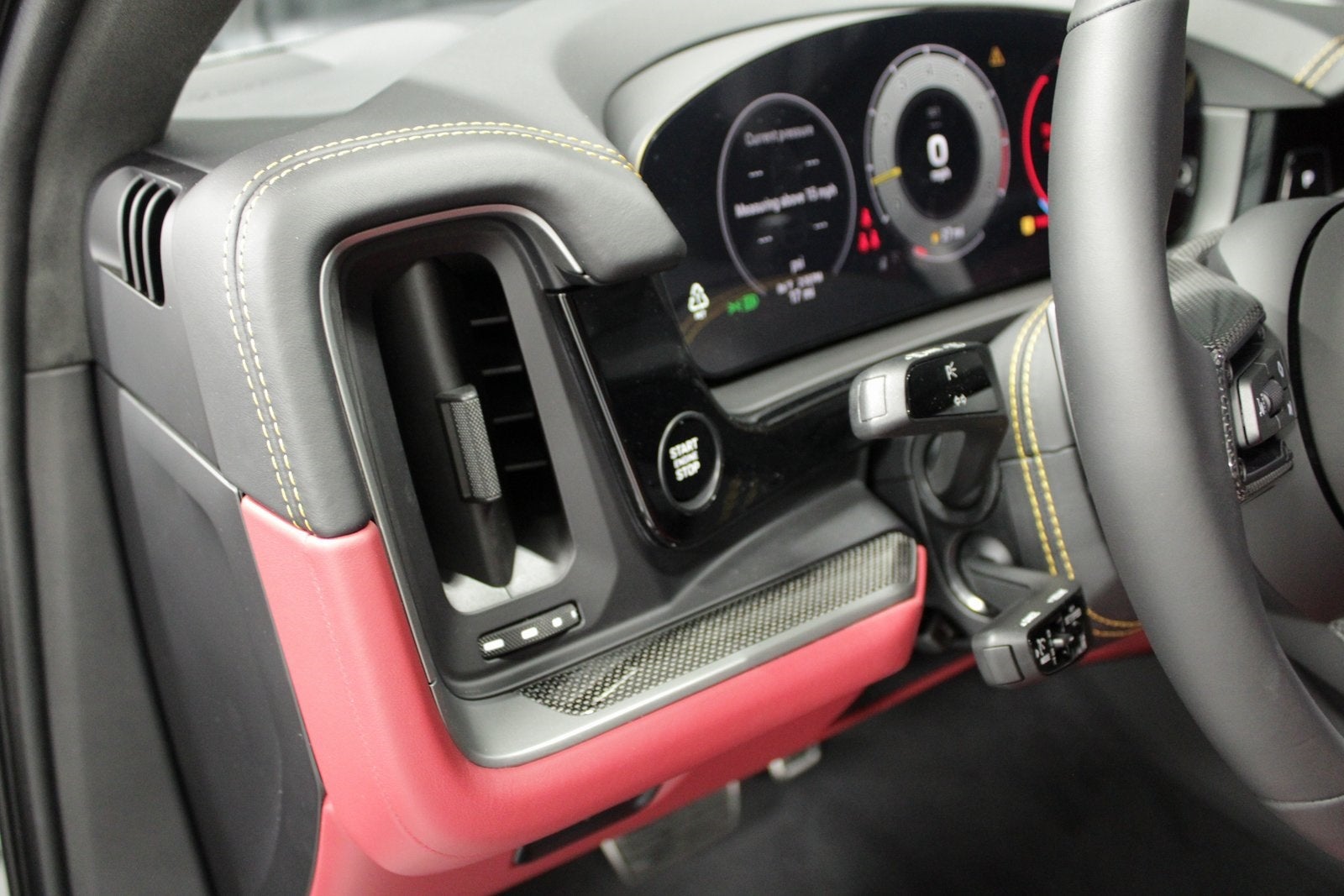 2025 Porsche Cayenne Coupe Turbo GT