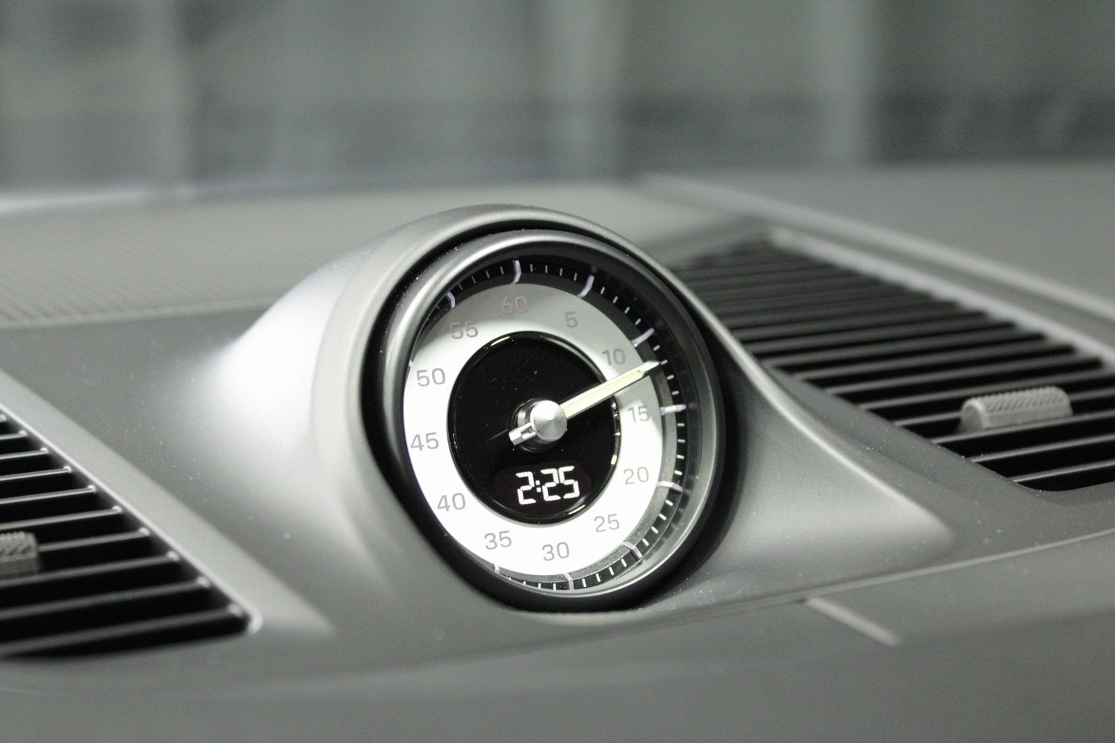 2025 Porsche Cayenne Coupe Turbo GT