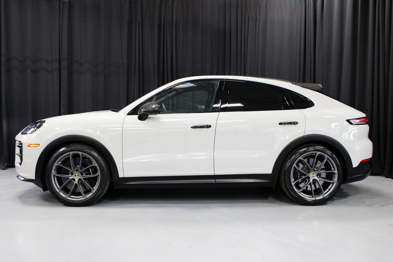2024 Porsche Cayenne Coupe Turbo GT