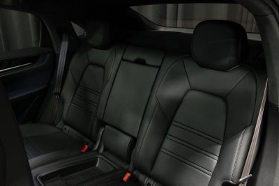 2025 Porsche Cayenne Turbo E-Hybrid Coupe