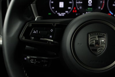2025 Porsche Cayenne Turbo E-Hybrid Coupe