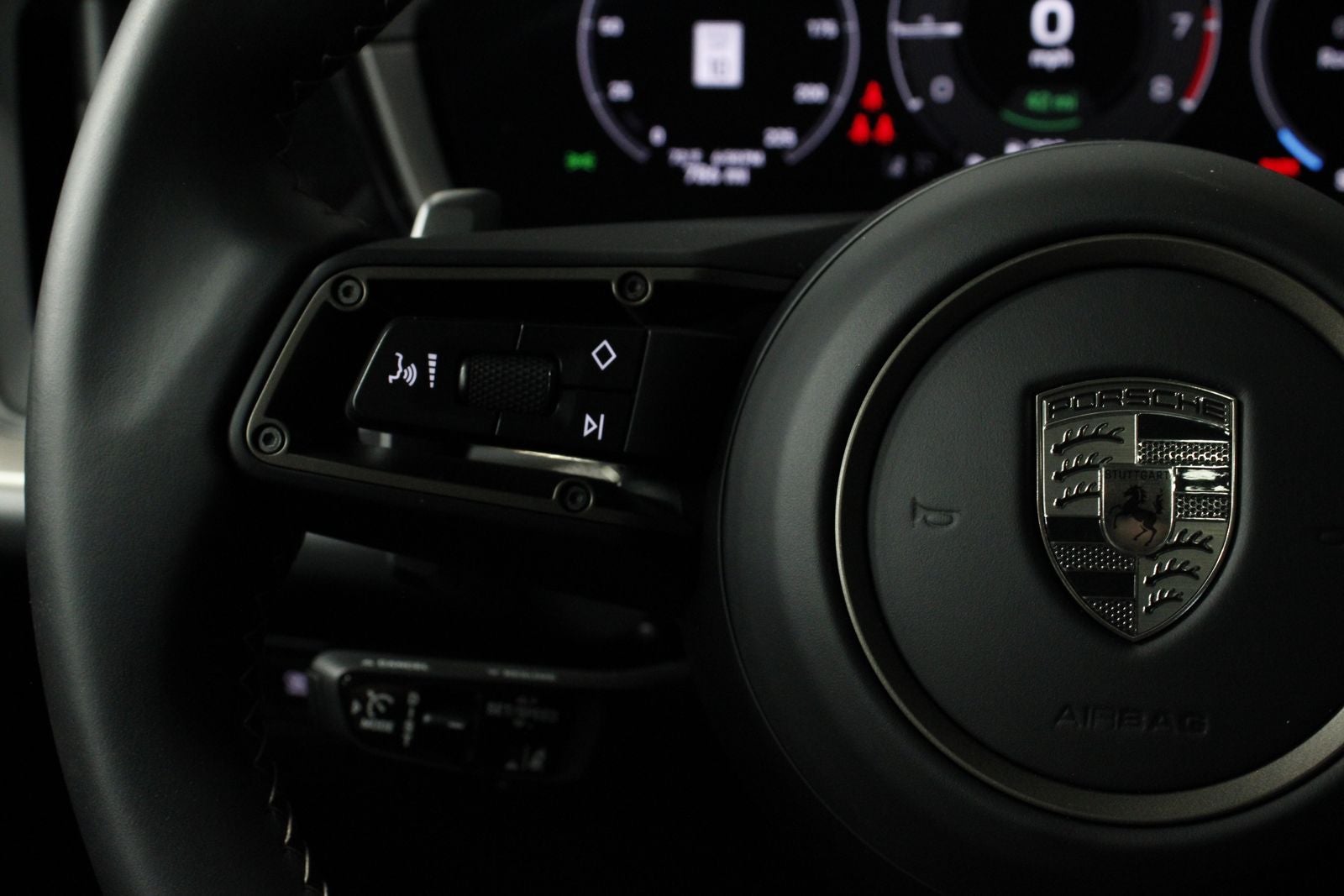 2025 Porsche Cayenne Turbo E-Hybrid Coupe