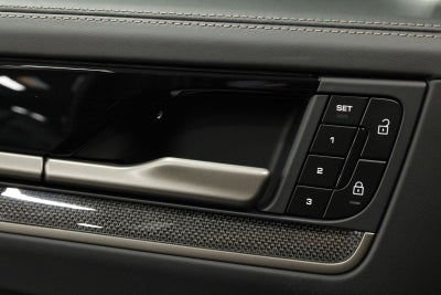 2025 Porsche Cayenne Turbo E-Hybrid Coupe