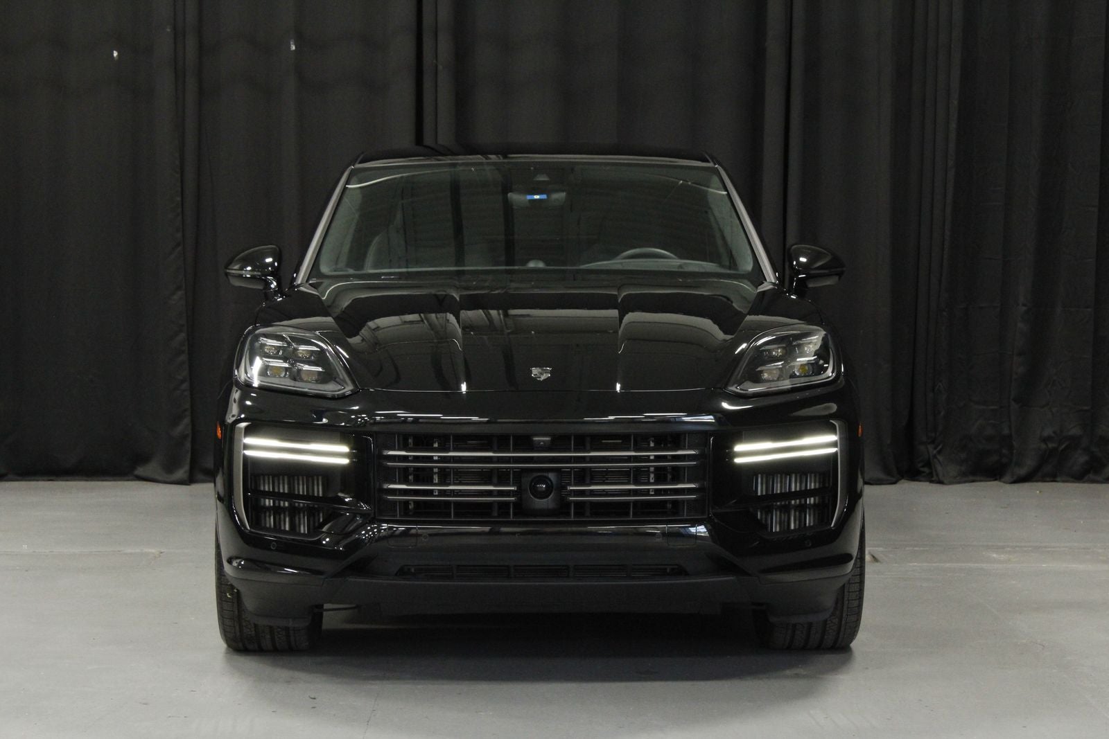 2025 Porsche Cayenne Turbo E-Hybrid Coupe