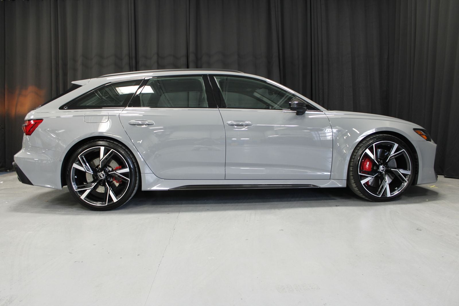 2021 Audi RS 6 4.2 quattro