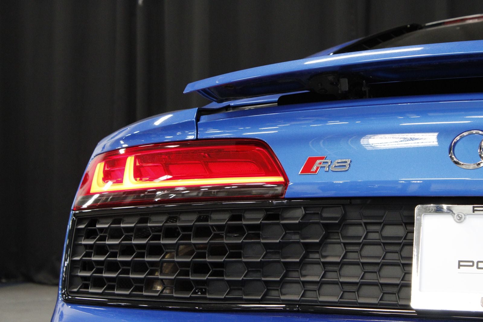 2023 Audi R8 V10 performance