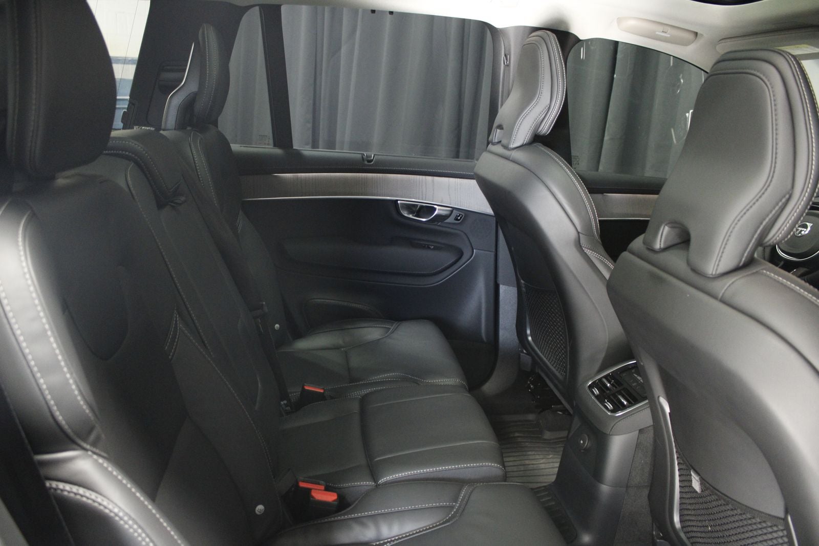 2025 Volvo XC90 Plug-In Hybrid T8 Ultra 7 Passenger 2025.5