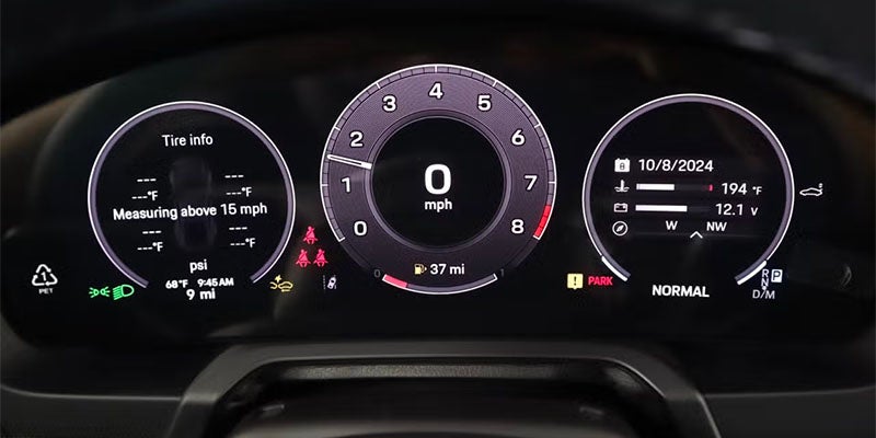 Porsche 911 Carrera dash technology