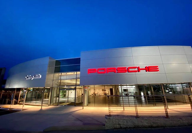 Porsche service center showroom